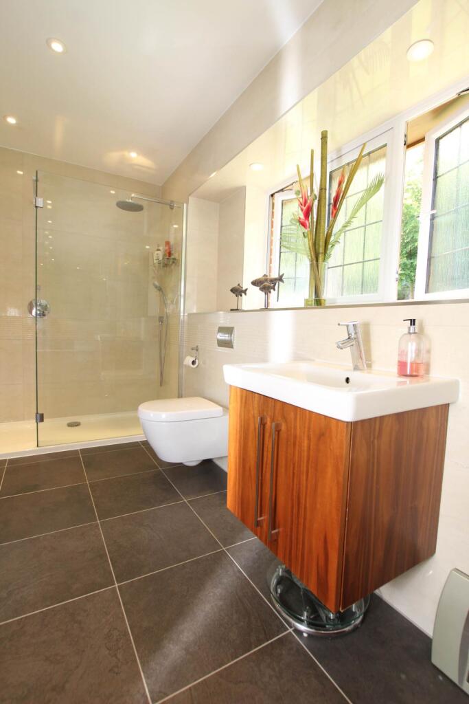 Additional image 10 of The Combe, Eastbourne, BN20 9DB