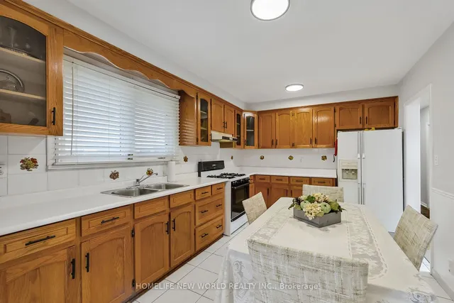 Additional image 14 of 109 Westhampton Dr