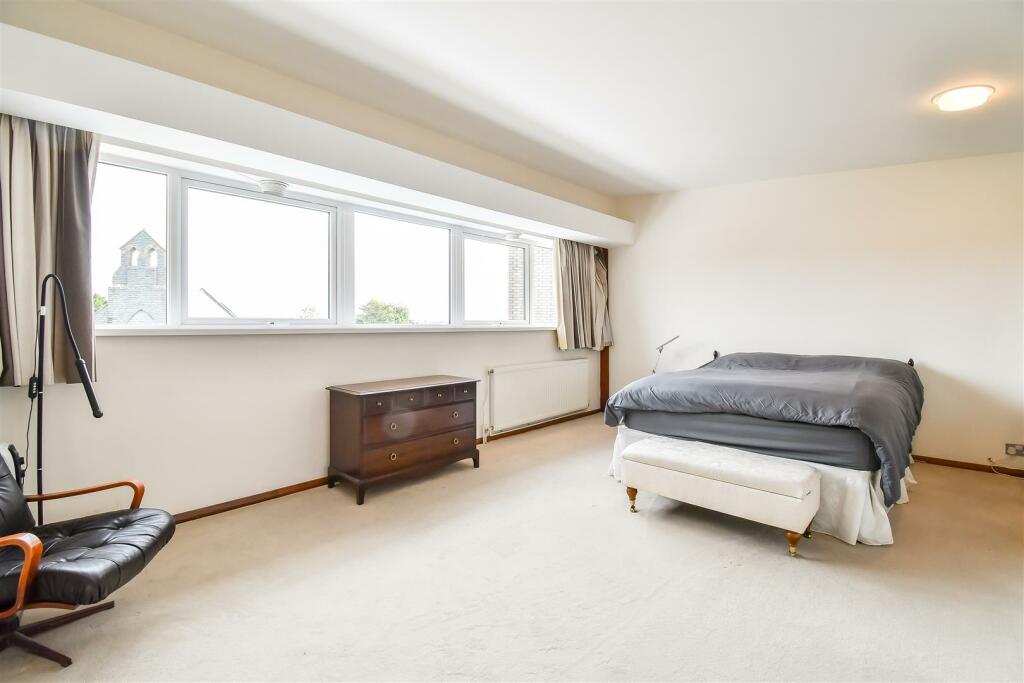 Additional image 23 of St Osyth Court, Barry