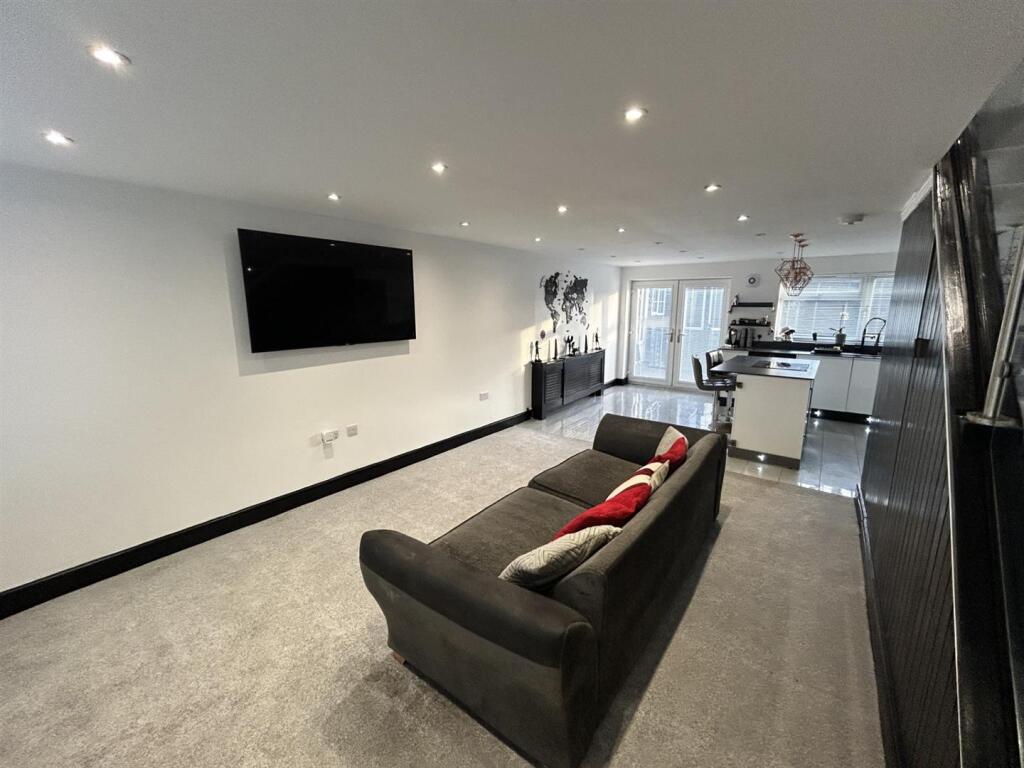 Additional image 3 of Spring Lodge Close, Eastbourne
