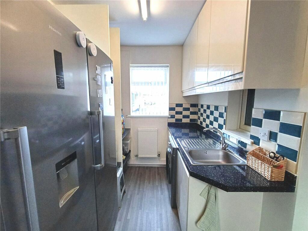Additional image 4 of South Road, Porthcawl CF36 3DA, CF36