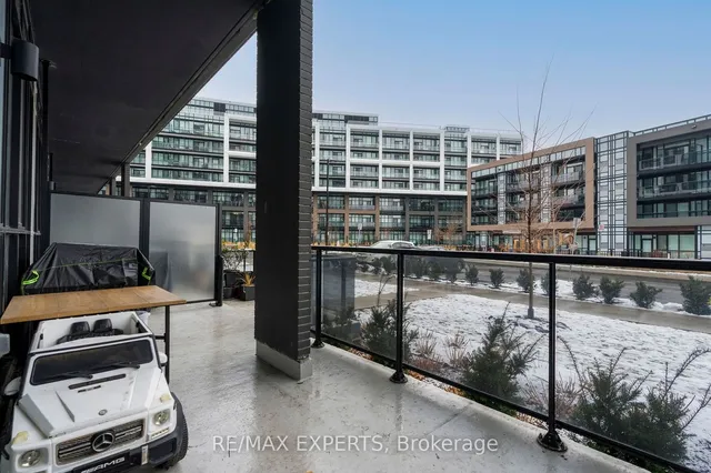 Additional image 39 of 50 George Butchart Dr Unit 102