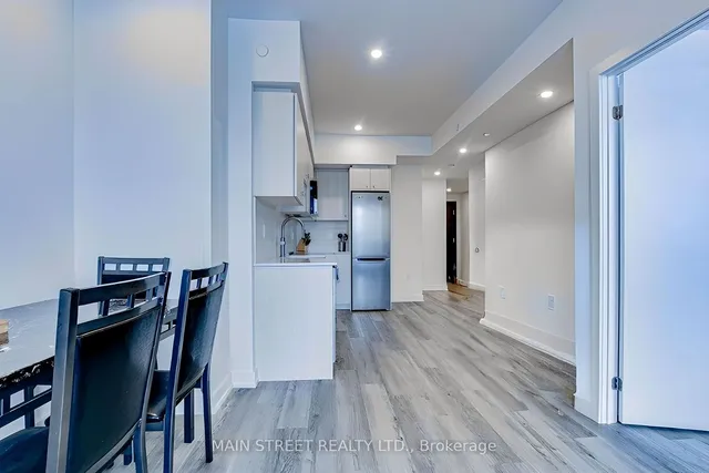 Additional image 16 of 15 Wellington St Unit 2204