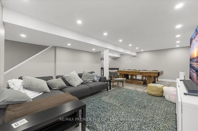 Additional image 31 of 27 Elmira Dr