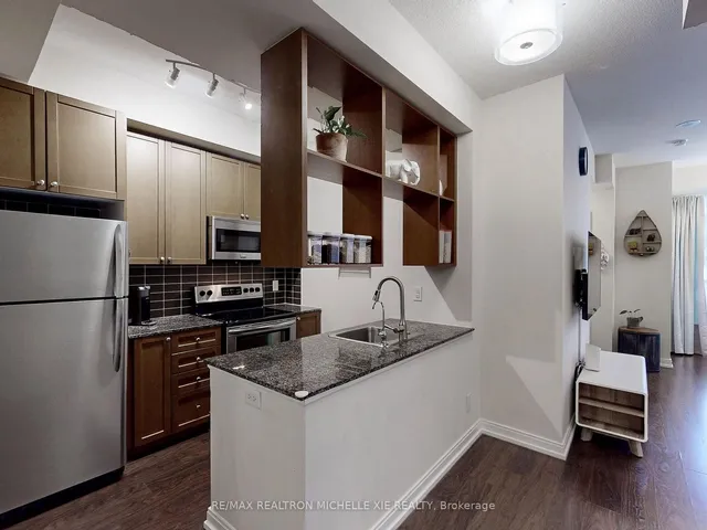 Additional image 10 of 151 Village Green Sq Unit 106