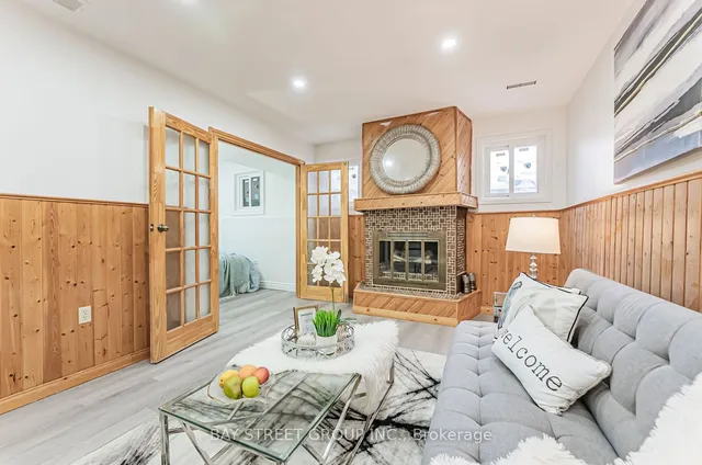 Additional image 34 of 77 Sandyhook Sq