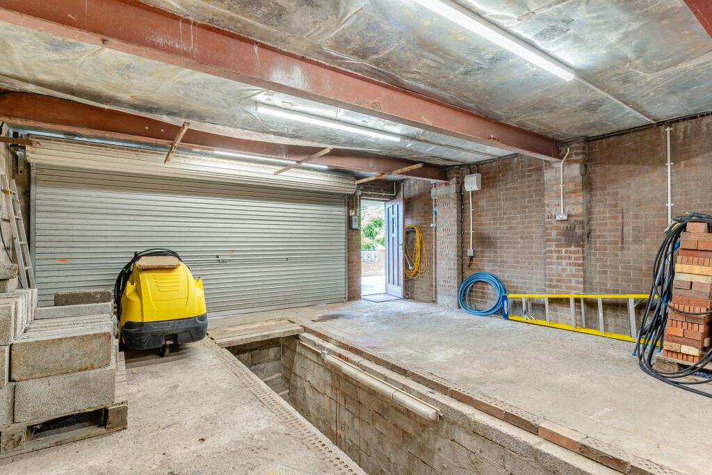 Additional image 44 of Pentwyn Deintyr, Treharris