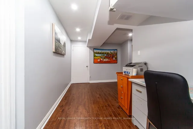 Additional image 34 of 79 Black Hawk Way