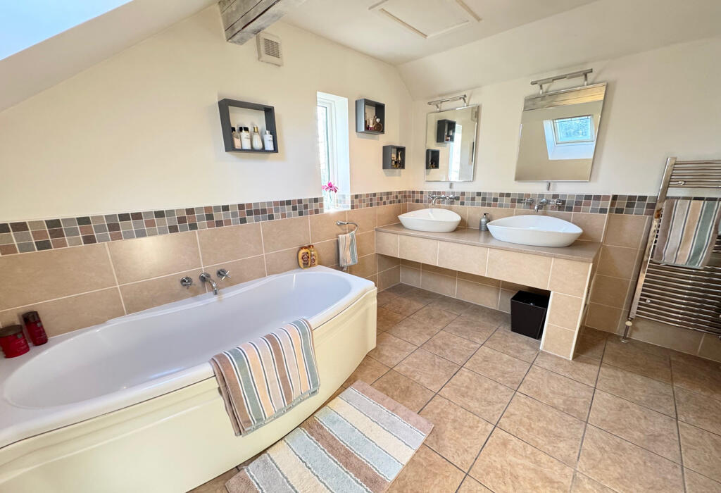 Additional image 24 of Mandalay, Gilstead Lane, Bingley, West Yorkshire