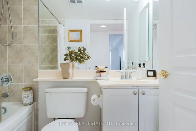 Additional image 24 of 10 Northtown Way Unit 402