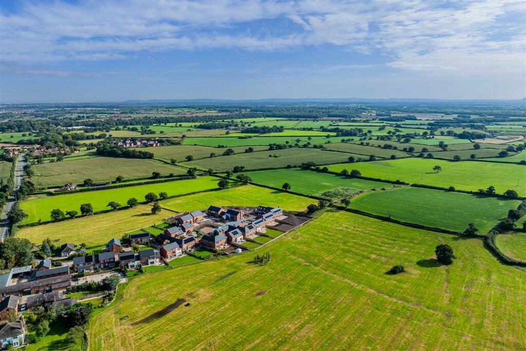 Additional image 8 of Belgrave Garden Mews, Pulford, Chester