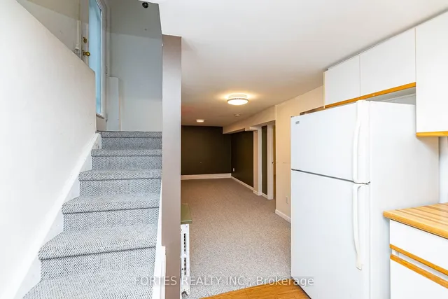 Additional image 36 of 391 Parkside Dr