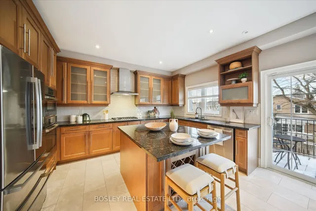 Additional image 12 of 208 La Rose Ave Unit 15