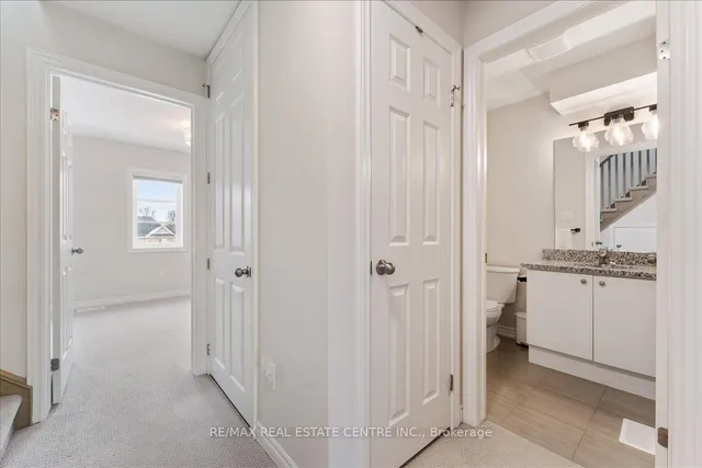 Additional image 26 of 219 Dundas St Unit 13