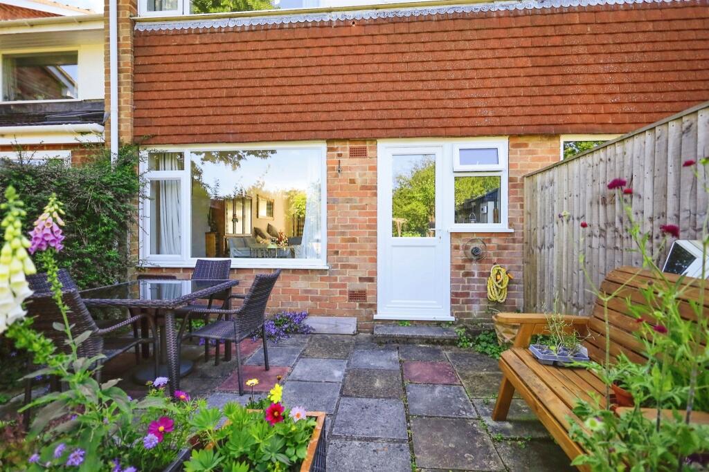 Additional image 9 of Farne Close, HAILSHAM