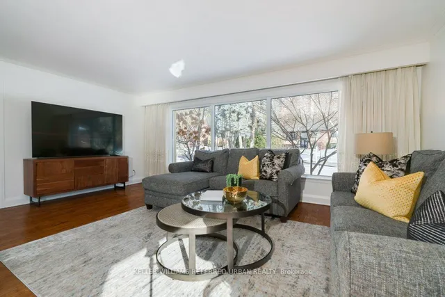 Additional image 3 of 30 Larabee Cres