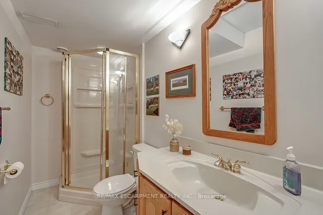 Additional image 33 of 4275 Millcroft Park Dr Unit 15