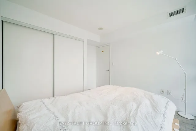 Additional image 30 of 21 Iceboat Terr Unit 1201