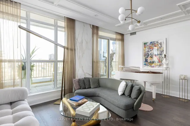 Additional image 3 of 151 Avenue Rd Unit 805