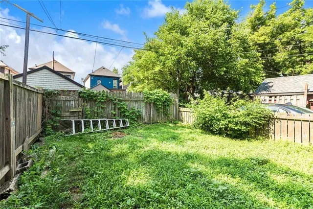 Additional image 44 of 62 Francis St