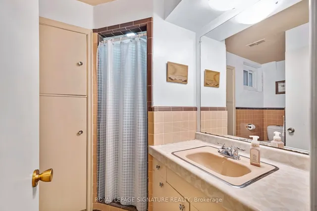 Additional image 32 of 30 Hi Mount Dr