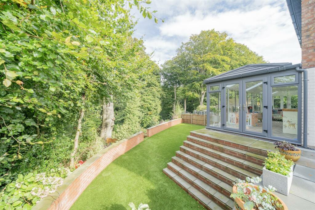 Additional image 29 of Low Wood Grove, Barnston, Wirral