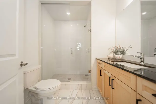 Additional image 30 of 1518 Moira Cres