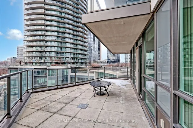 Additional image 33 of 2240 Lake Shore Blvd Unit 404