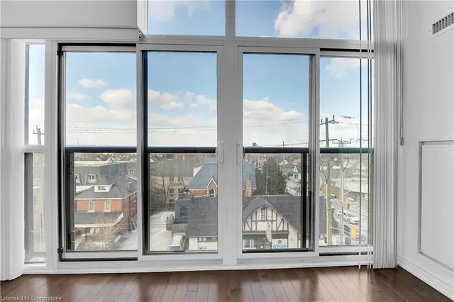 Additional image 10 of 427 Aberdeen Ave Unit 304