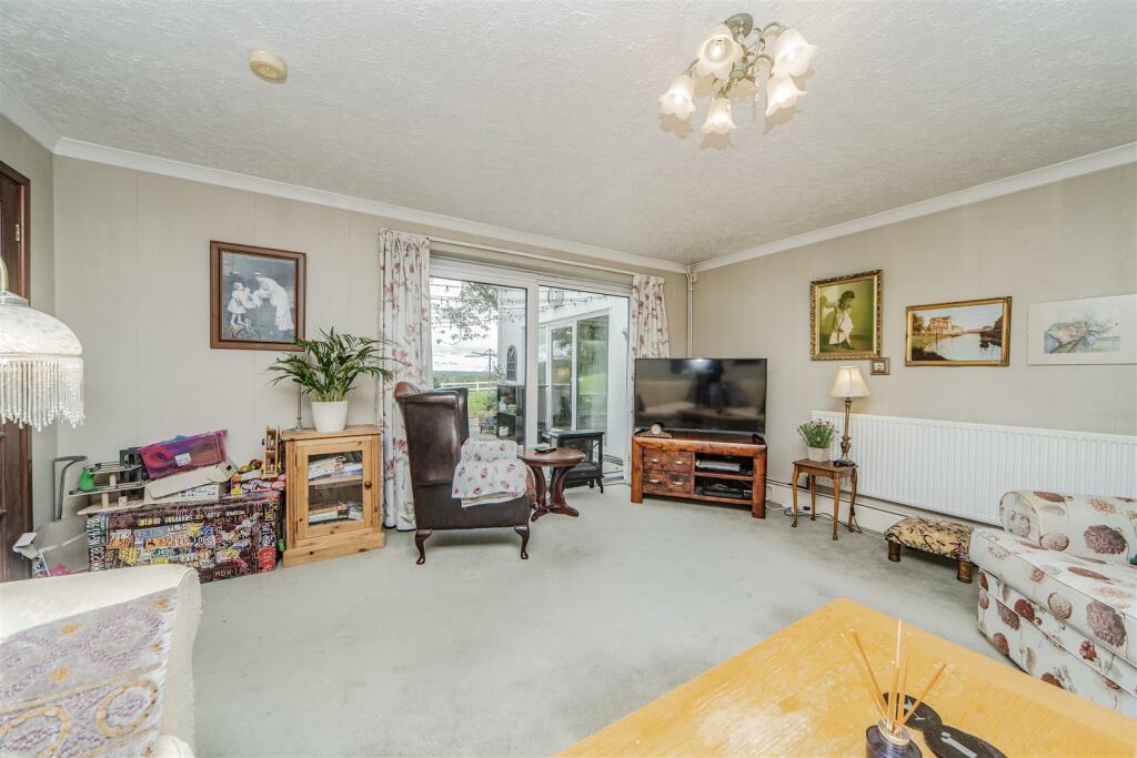 Additional image 27 of Gilbert Lane East, Barry