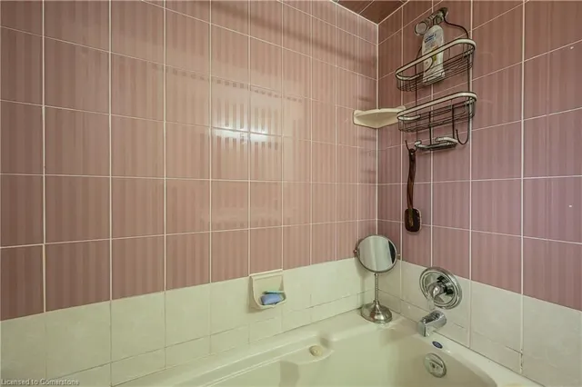 Additional image 14 of 98 Juniper Dr