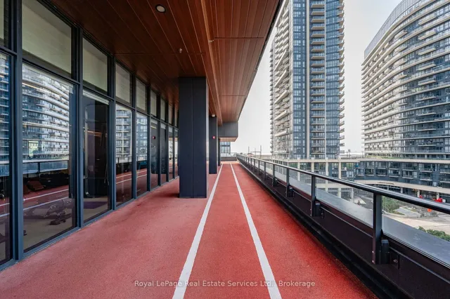 Additional image 30 of 19 Western Battery Rd Unit 310