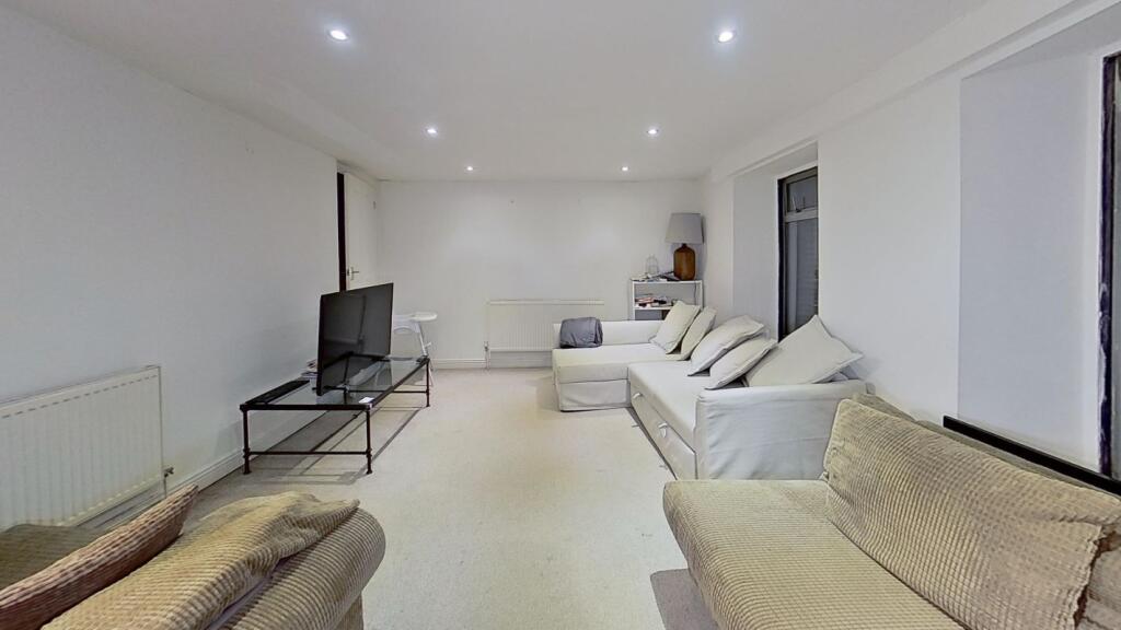 Additional image 20 of 12 Porth Street, Porth, Rhondda Cynon Taf, CF39 9SB