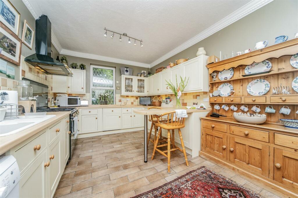 Additional image 19 of Gilbert Lane East, Barry