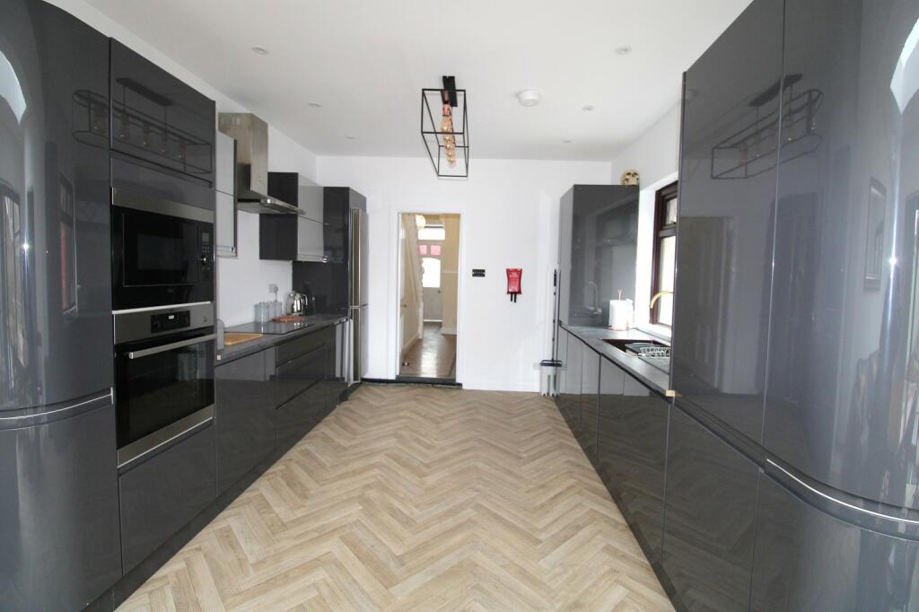 Additional image 33 of Heol Persondy, Aberkenfig, Bridgend. CF32 9RF