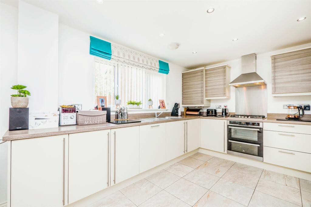 Additional image 21 of Heol Y Sianel, Rhoose, Barry