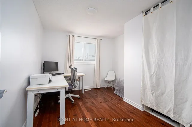 Additional image 20 of 65 Longsword Dr