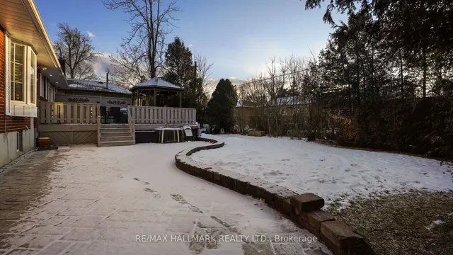 Additional image 35 of 73 Regency Sq