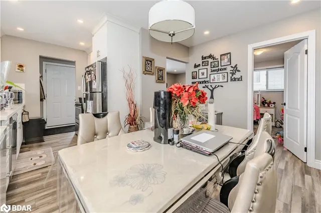 Additional image 6 of 55 Silver Aspen Cres