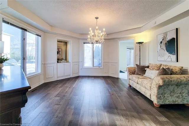 Additional image 17 of 85 Meadowlands Blvd