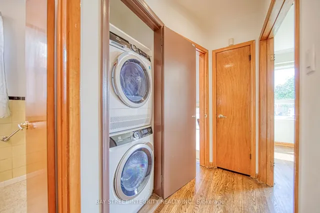 Additional image 31 of 12 Martini Dr