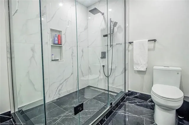 Additional image 15 of 370 Stonehenge Dr Unit 9