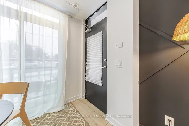 Additional image 27 of 266 Finch Ave Unit 15