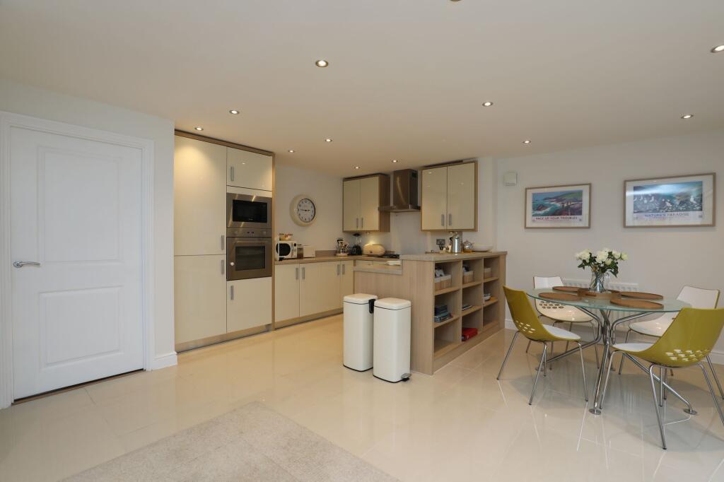 Additional image 10 of Llanharan, Pontyclun, CF72