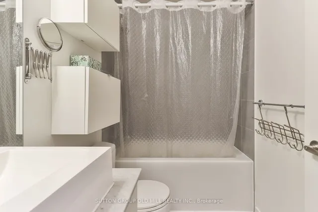 Additional image 20 of 103 The Queensway Unit 1310