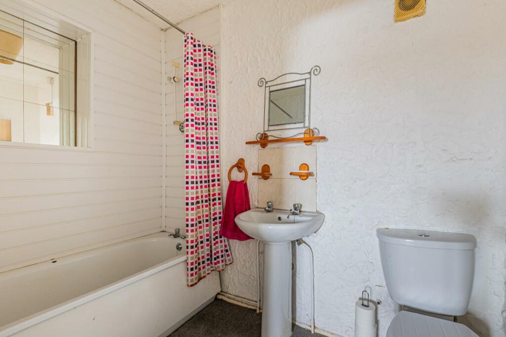 Additional image 11 of Elfed Avenue, Penarth