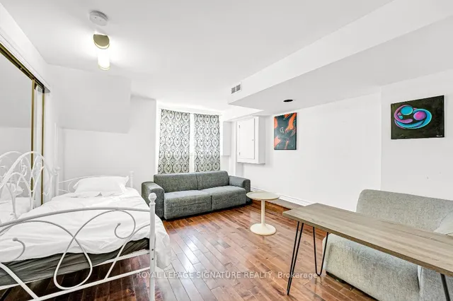 Additional image 29 of 2 Monteith St