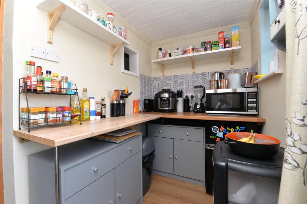 Additional image 9 of Ashley Road, New Milton, Hampshire, BH25