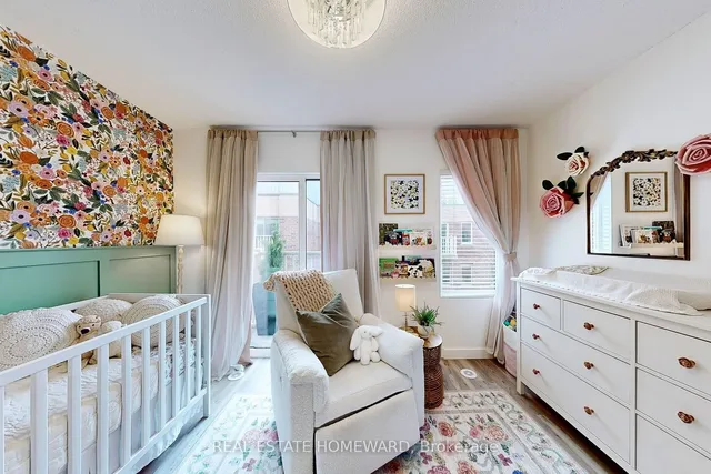 Additional image 25 of 21 Ruttan St Unit 240