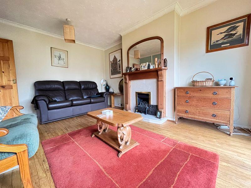 Additional image 4 of 11 Leoline Close, Cowbridge, The Vale of Glamorgan CF71 7BU